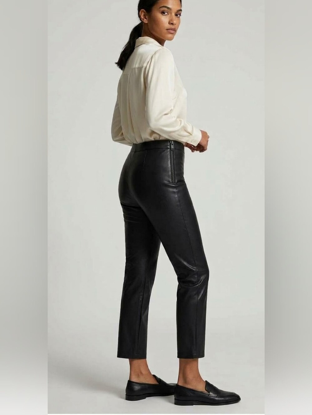 Zara Ankle Length Black Faux Leather Pants With Side Zip M